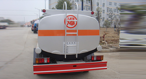 江铃加油车