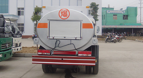 加油车