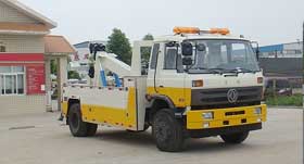 东风145清障车