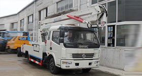 东风多利卡高空作业车