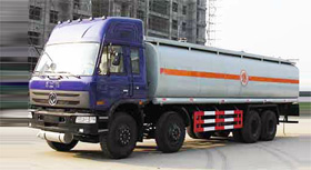 东风前四后八化工液体运输车