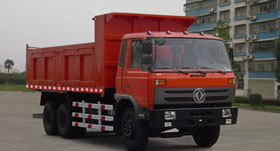 自卸车